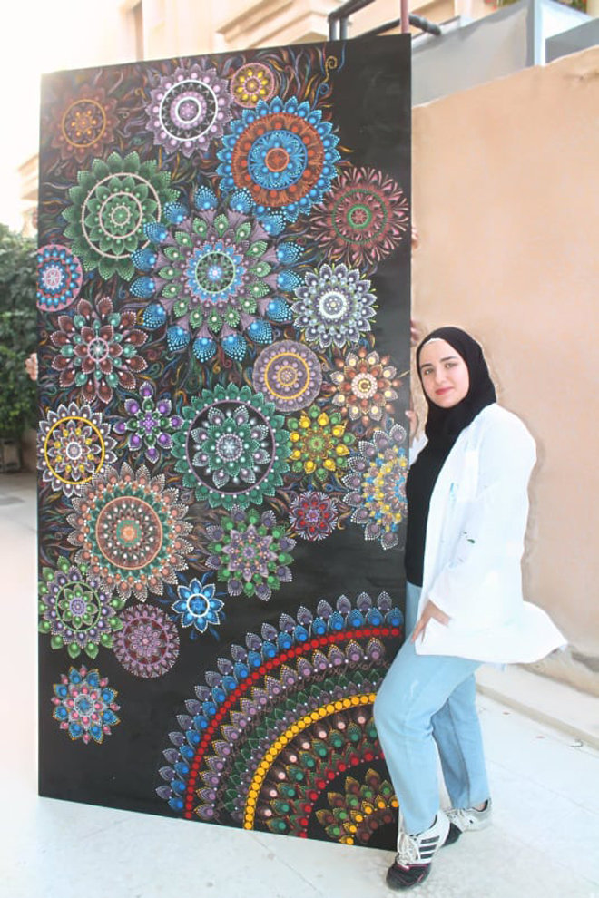 Syrian woman seeks to enter Guinness World Record with largest Mandala painting