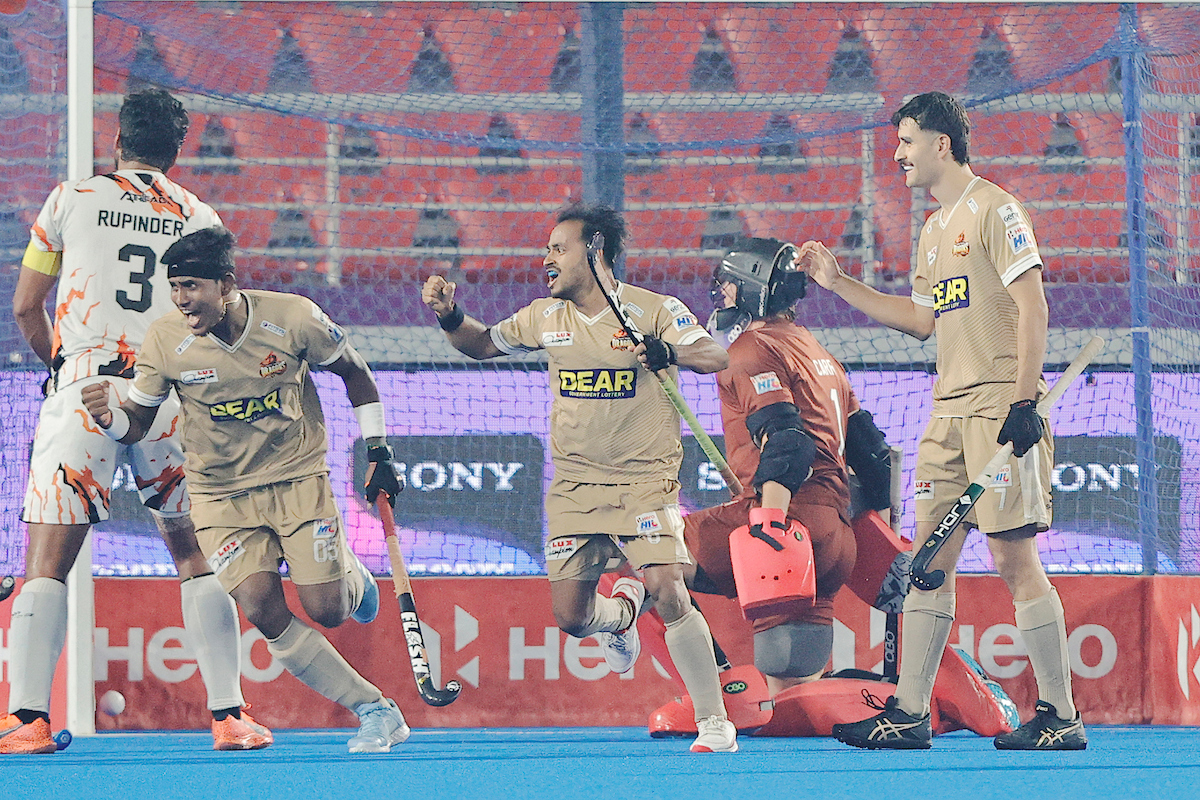 Tamil Nadu Dragons battle past Shrachi Rarh Bengal Tigers to win 2-1, climb to top of standings