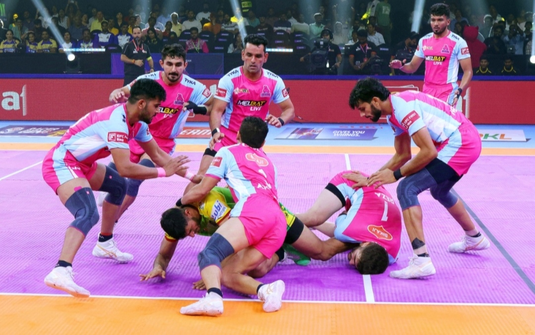 Ayan, Devank star once again as Patna Pirates secure close victory over Jaipur Panther in nail-biting clash