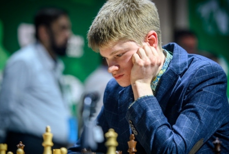 FIDE World Rapid: 18-year-old Murzin shines, Ju takes the lead in Women’s event