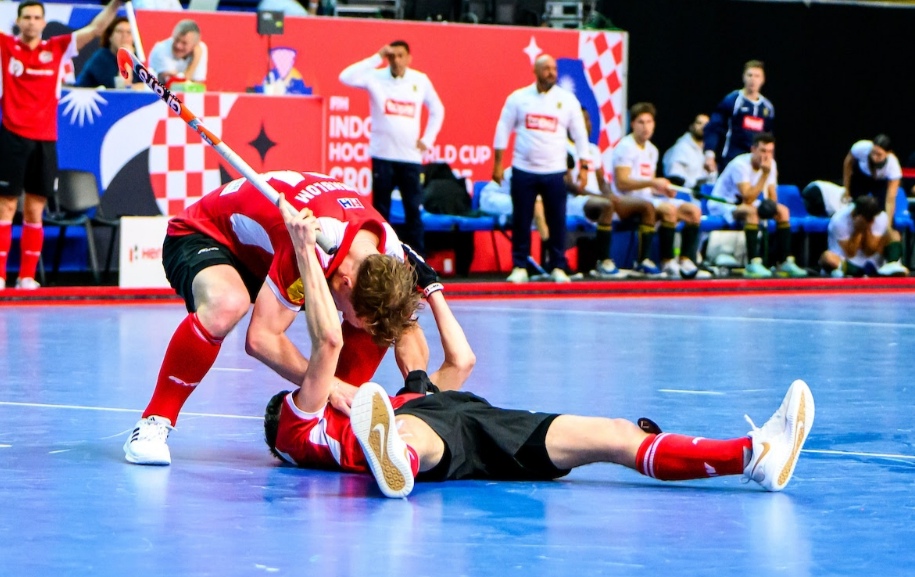 Austrian men survive South African scare as quarterfinals start to take shape