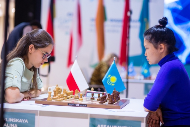 Kashlinskaya and Lagno close the gap - FIDE Women's Grand Prix