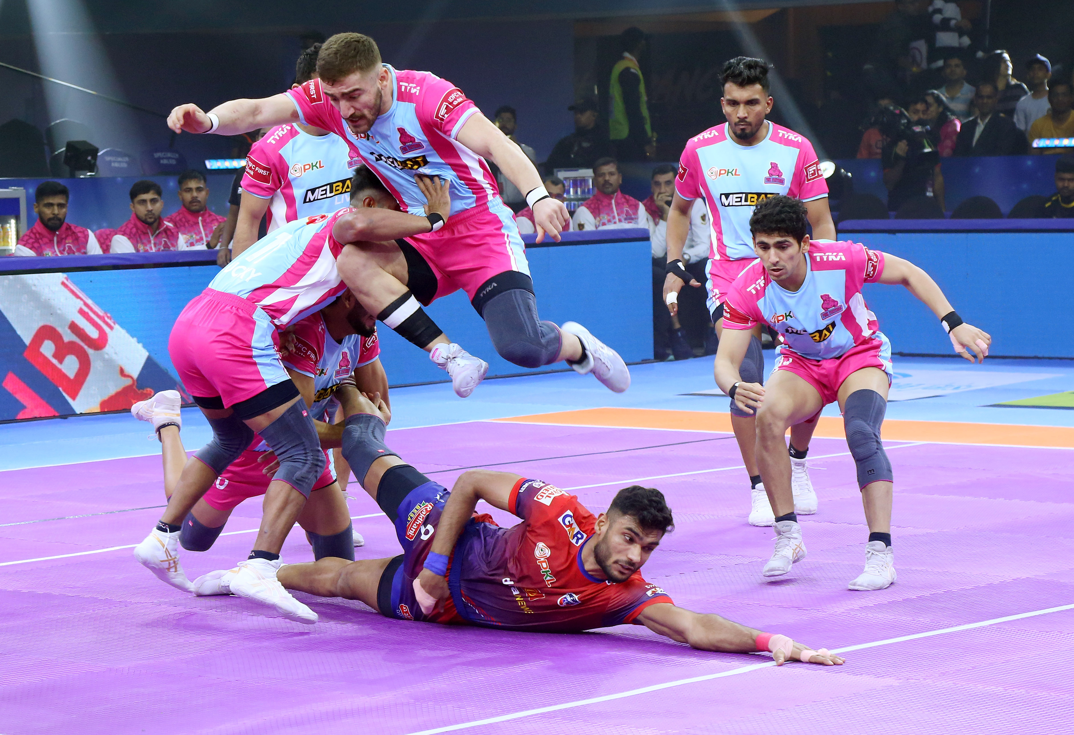 Brilliant Bhavani Rajput Breaks Jaipur Pink Panthers’ Hearts as UP Yoddhas Storm into Semi-Final of PKL Season 11