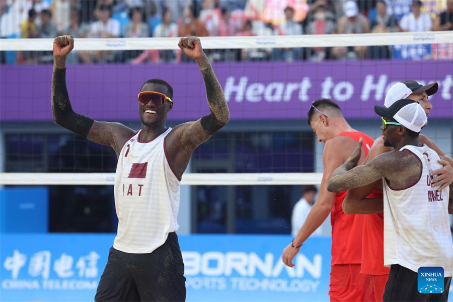 Qatari beach volleyball pair eye different color medal at Paris Olympics