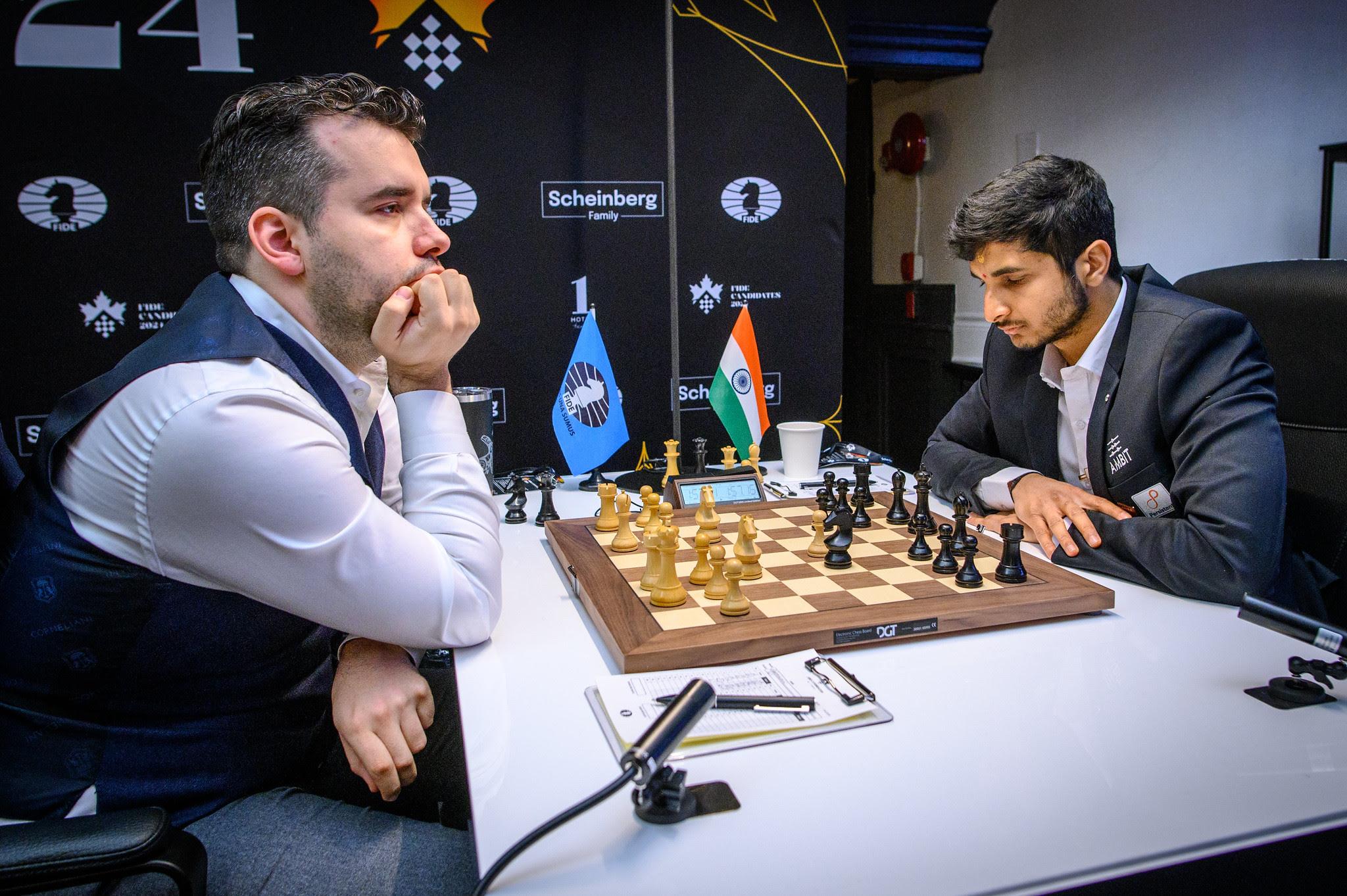 Nepomniachtchi and Tan Zhongyi Sole Leaders Entering the Rest Day - FIDE Candidates