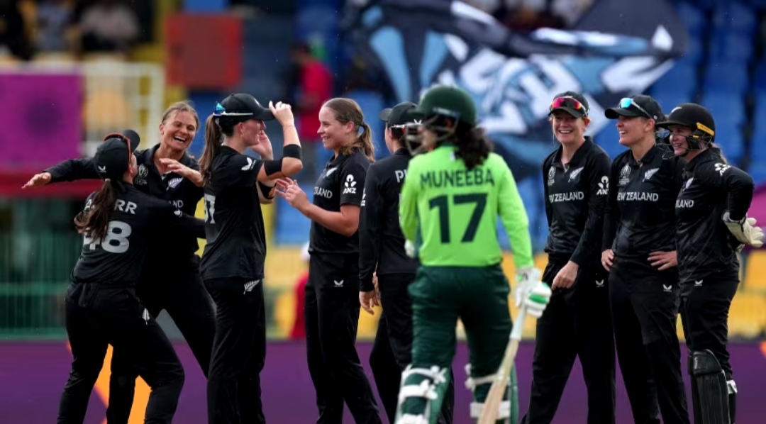 Match abandoned between New Zealand and Pakistan as South Africa progress