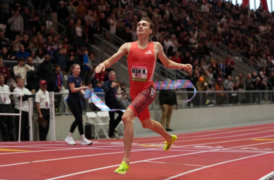 Hoey breaks world 800m short track record with 1:42.50 in Boston