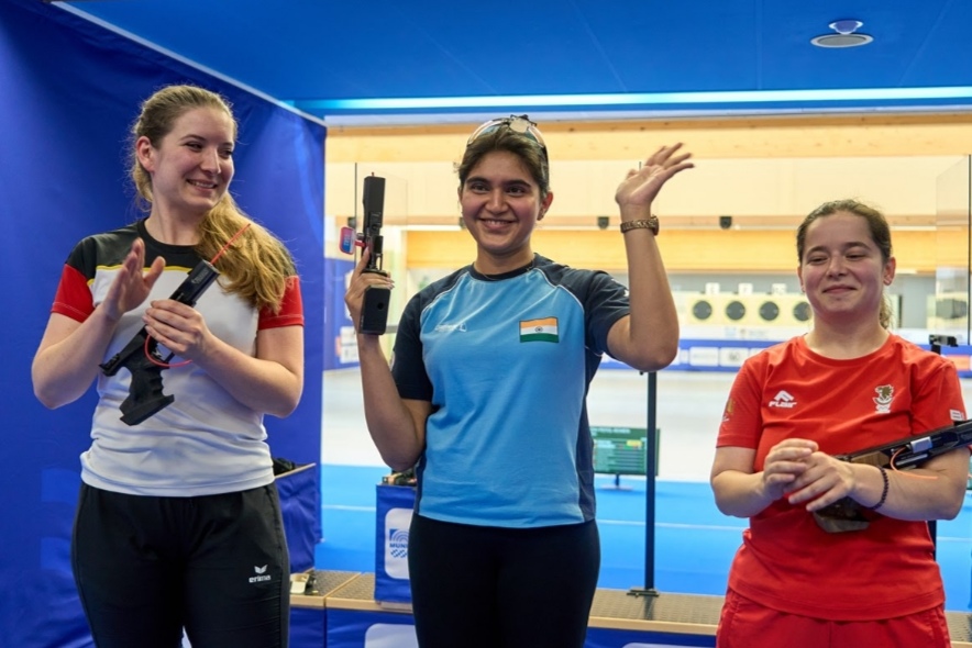 Esha Singh breaks World Records to win 25m Pistol Women gold at ISSF World Cup Munich 2026
