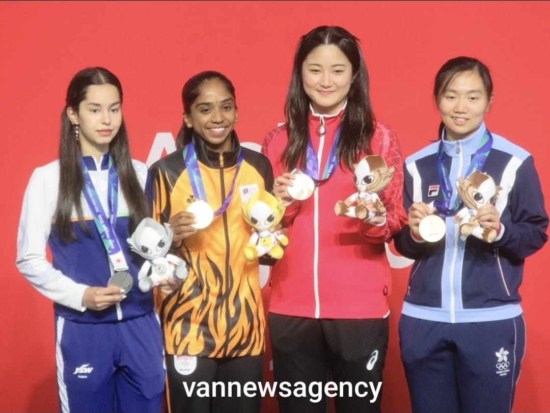 Anahat became the first Indian woman to win Silver in singles squash of Asian Games