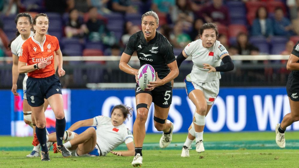 Sevens stars raise the roof of new Hong Kong stadium