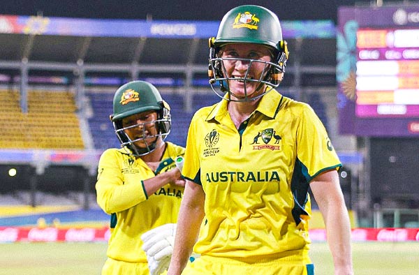 Mooney century rescues Australia in Pakistan win