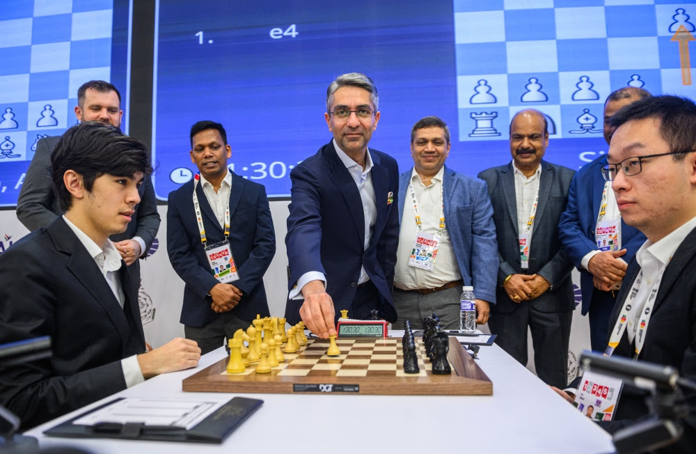 Esipenko strikes first against Yakubboev as Sindarov and Wei Yi draw at FIDE World Cup