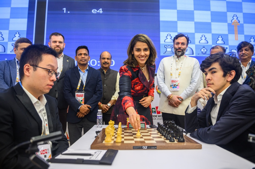 A quick draw sets up tiebreaks for title as Esipenko wins third place at FIDE World Cup