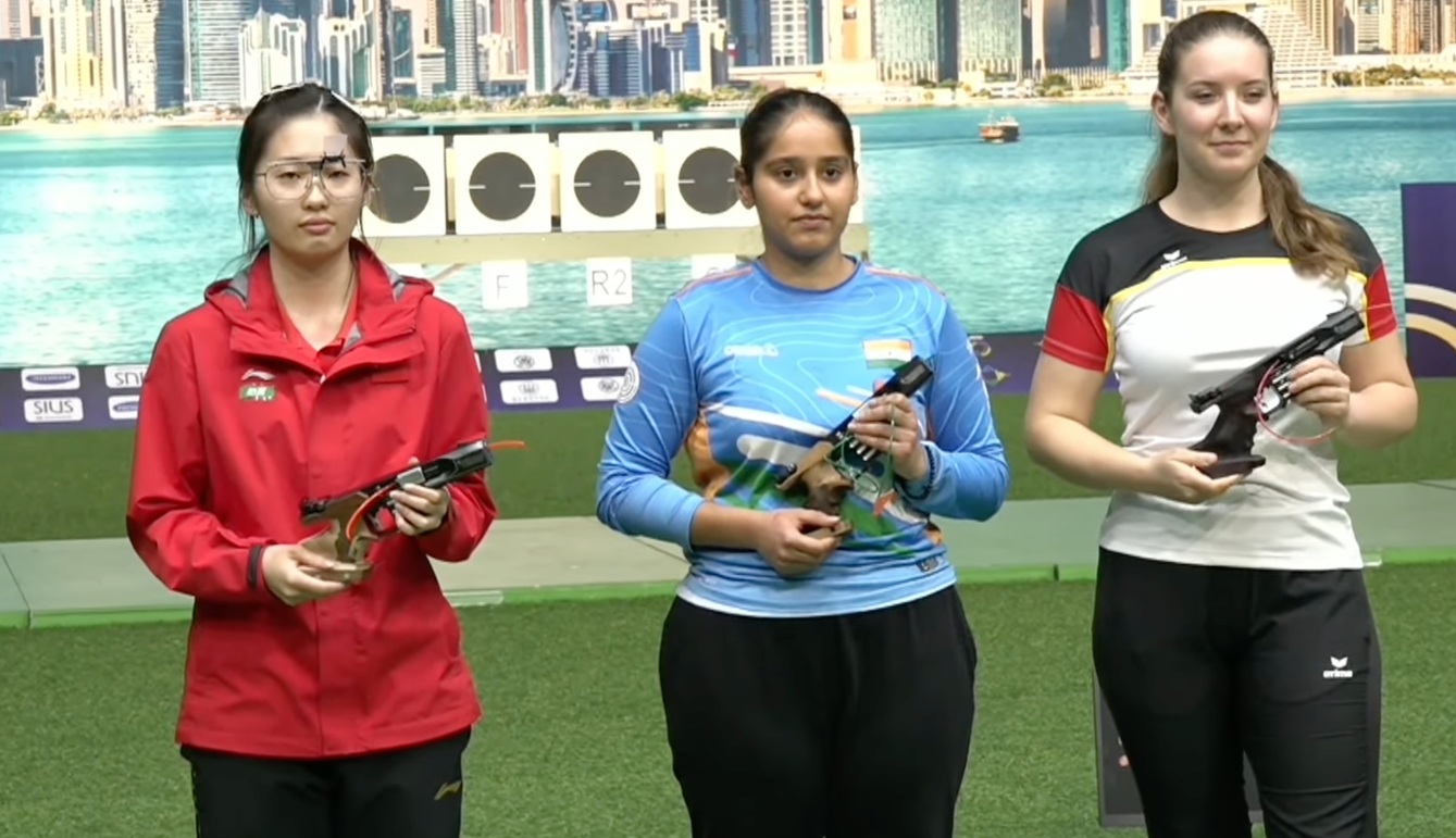 Simranpreet equals junior world record to nail gold in women’s 25m pistol