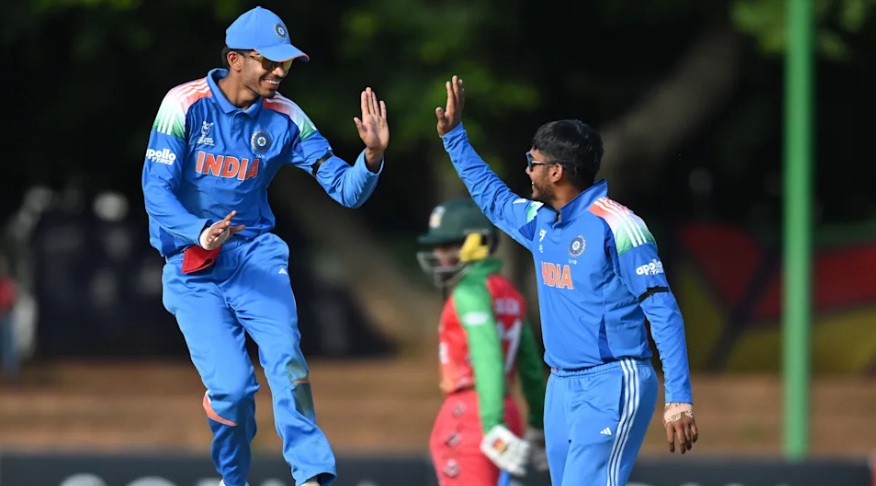 India and Pakistan win to set up potential decider