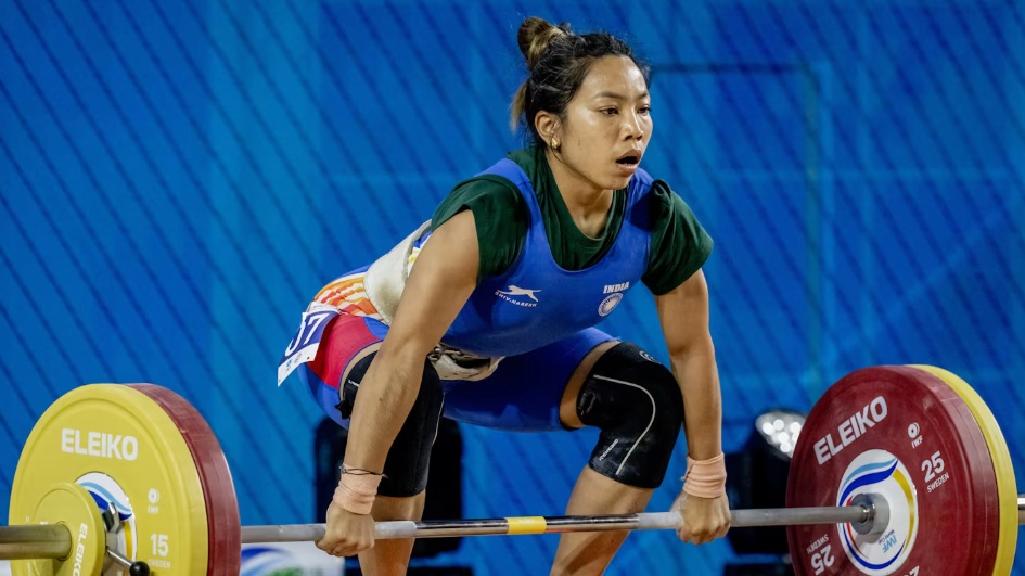Snatch, clean & jerk records smashed by Mirabai Chanu in 48 kg weight category