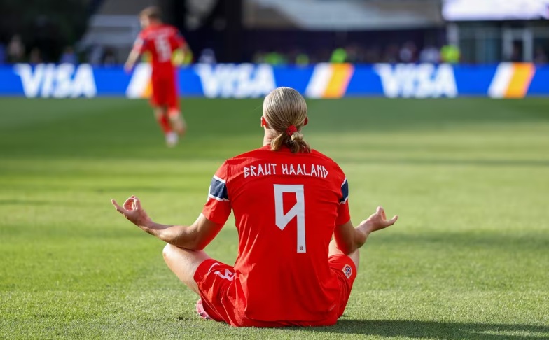 Prolific forward struck either side of Aymen Hussein’s leveller, with Leo Ostigard also on target, to help Norway to a third World Cup win