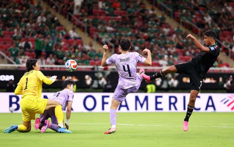 Co-hosts became the first team through to the Round of 32 following a thrilling victory over Korea Republic to top Group A