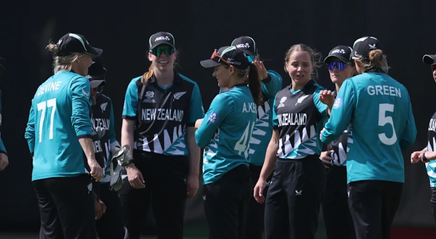 Sharp backs white ferns to show their talent while Scotland seek fielding improvements