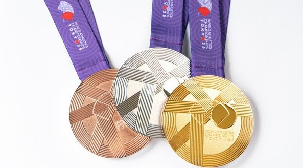 Official medal design unveiled to mark 100 days to go to WCH Tokyo 25