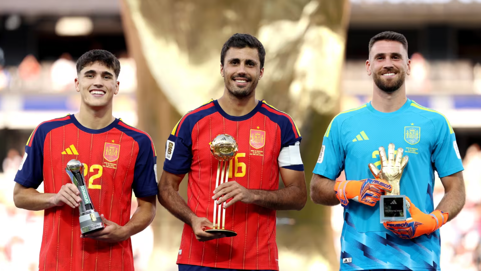 Rodri, Cubarsi, Simon and Mbappe honoured after the heart-breaking final for Messi & Co. of FIFA World Cup 2026