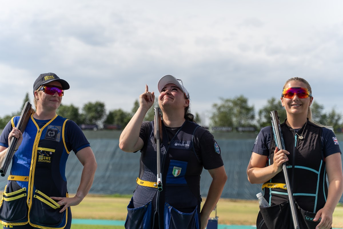 Sara wins dramatic shoot-off after both finalists establish new World Record