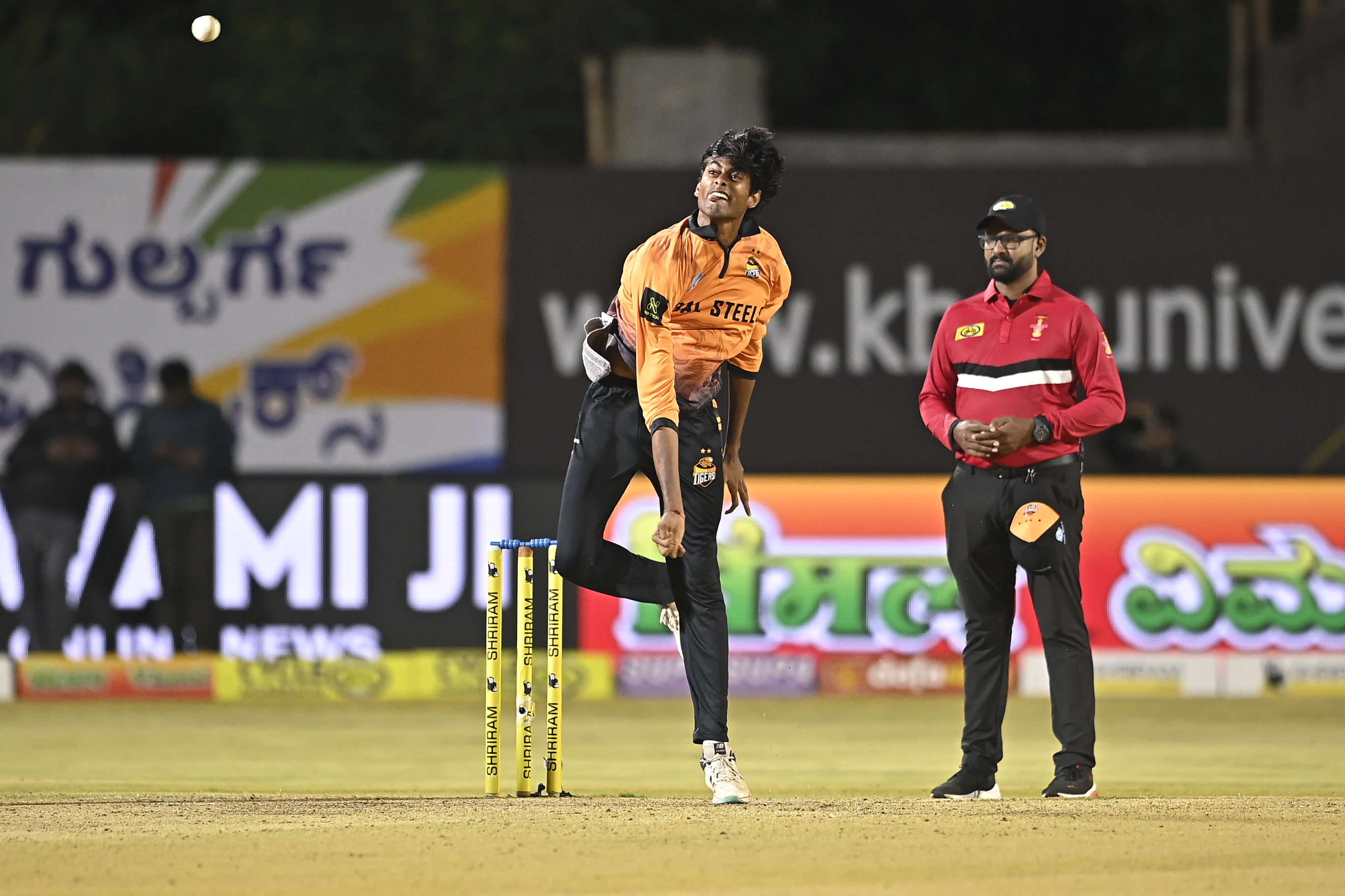 Hubli Tigers ride on Prakhar Chaturvedi’s fireworks to down Mysore Warriors by seven wickets