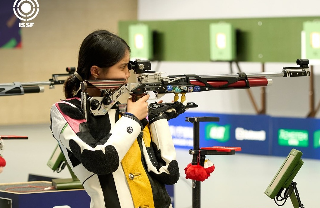 16 years old Chinese Peng breaks world record on final day of Ningbo ISSF World Cup